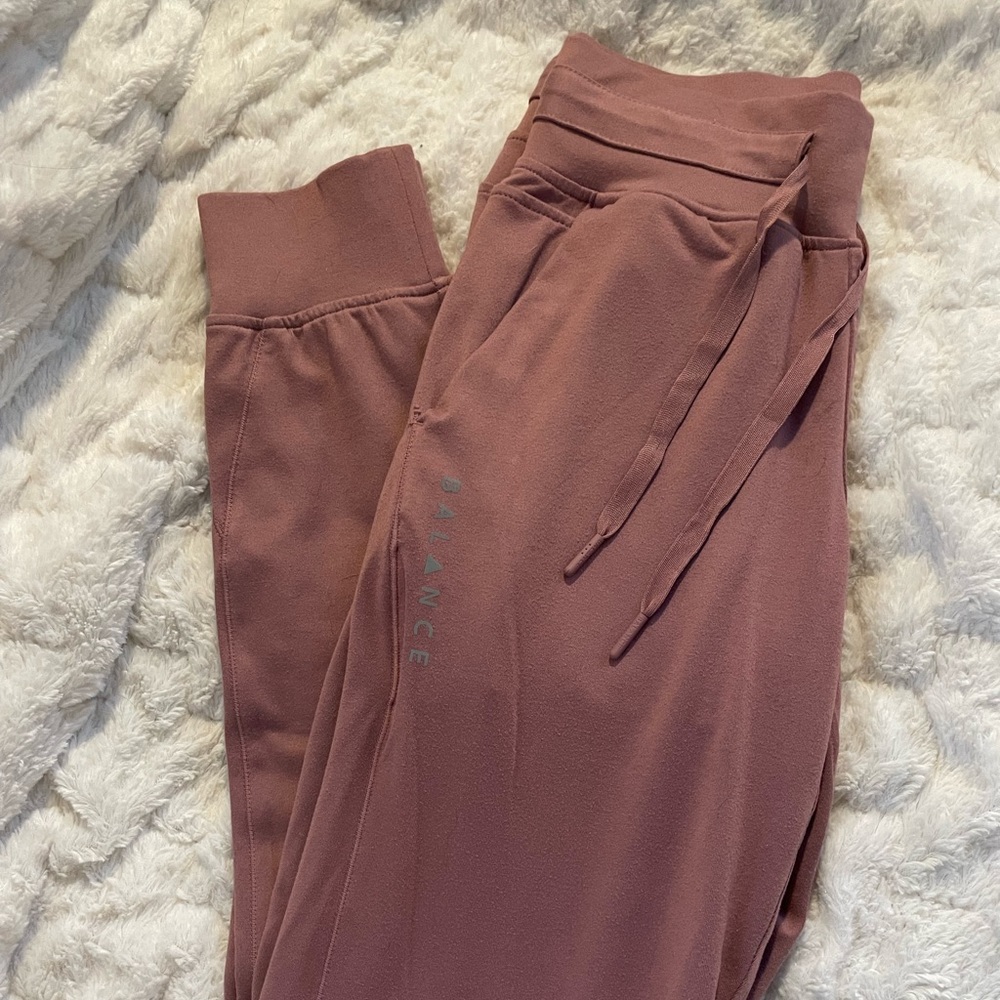 Muted Pink Joggers | Balance Athletica